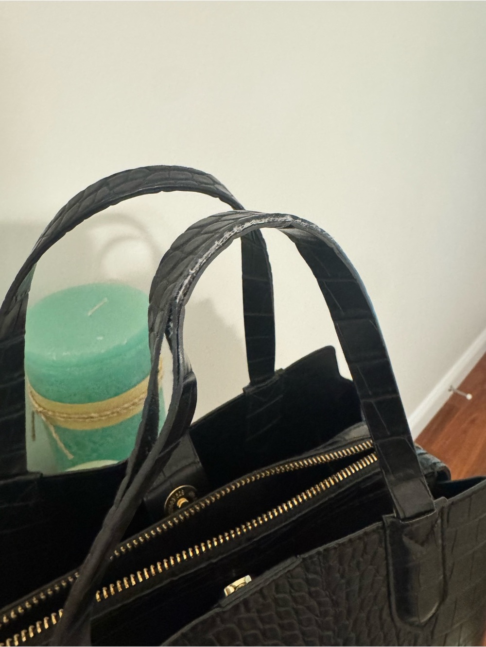 Black Croc-Embossed Tote Bag - Picture 3 of 5